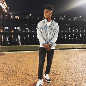 Meet your Posher, Tj